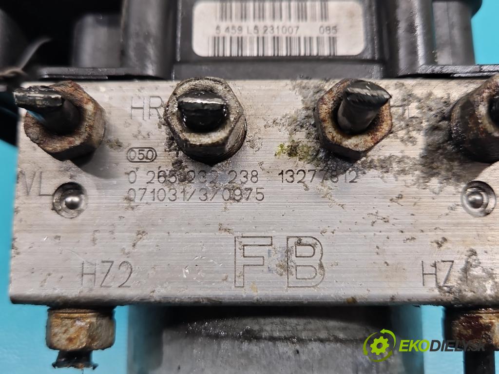 Opel Corsa D 2006-2014 1.2 16V 80 HP manual 59 kW 1229 cm3 3- čerpadlo abs 0265800422 (Pumpa ABS)