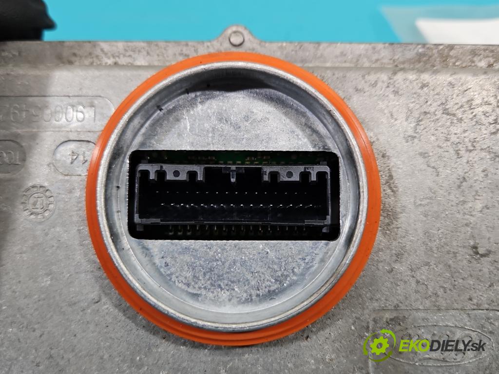 Ford Mondeo Mk5 2014-2022 2.0 tdci 179KM automatic 132 kW 1997 cm3 5- střídač: xenon 90005492 (Riadiaca jednotka xenónu)