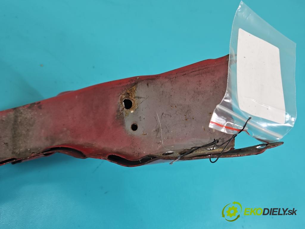 Toyota Aygo 2005-2014 1.0 VVTi 68 hp manual 50 kW 998 cm3 5- stěna přední  (Výztuhy přední)