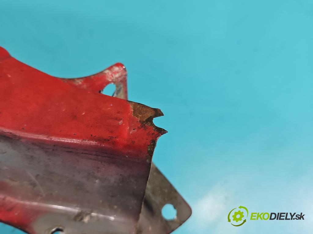 Toyota Aygo 2005-2014 1.0 VVTi 68 hp manual 50 kW 998 cm3 5- stěna přední  (Výztuhy přední)