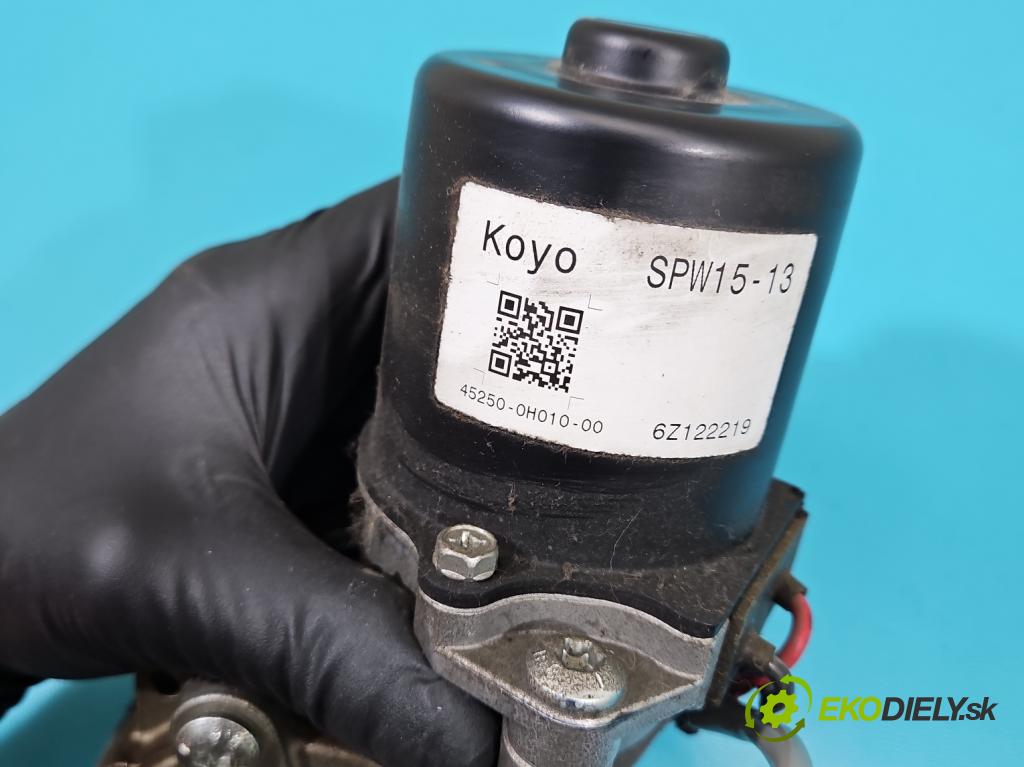 Toyota Aygo 2005-2014 1.0 VVTi 68 HP manual 50 kW 998 cm3 5- čerpadlo posilovač 45250-0H010-00 (Servočerpadlo, pumpa riadenia)