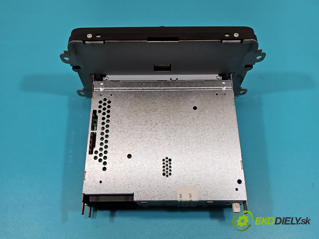 Skoda Fabia II 2007-2014 1.9 tdi 105 HP manual 77 kW 1896 cm3 5- Radio originál 5J0035161A