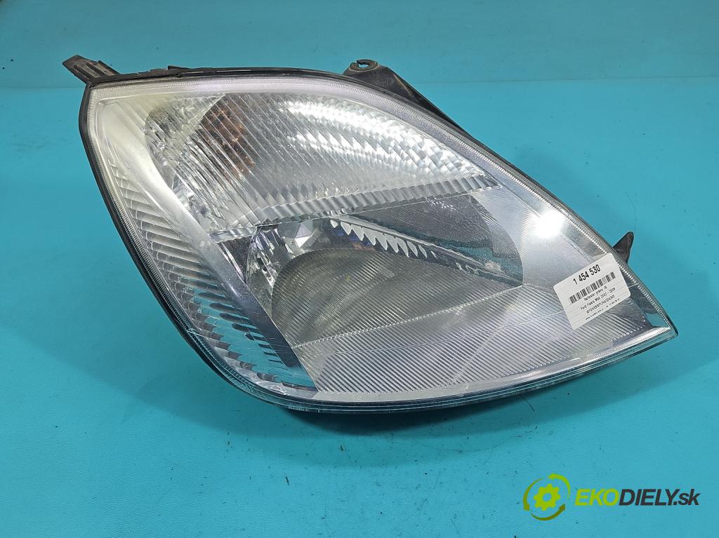 Ford Fiesta Mk6 2002-2008 1.4 16V 80 HP manual 59 kW 1388 cm3 5- Reflektor: pravý  (Svetlo predné pravé)