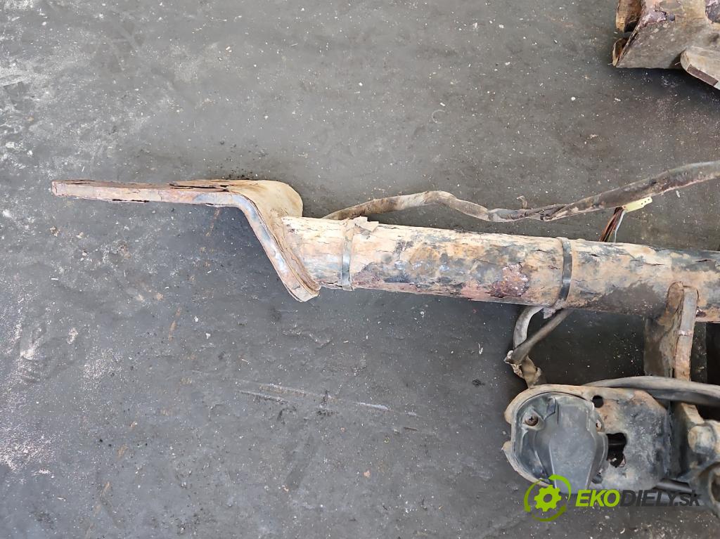 Suzuki Grand Vitara II 2005-2014 2.0 16V 140 hp manual 103 kW 1995 cm3 5- oko tažné  (Tažná zařízení)