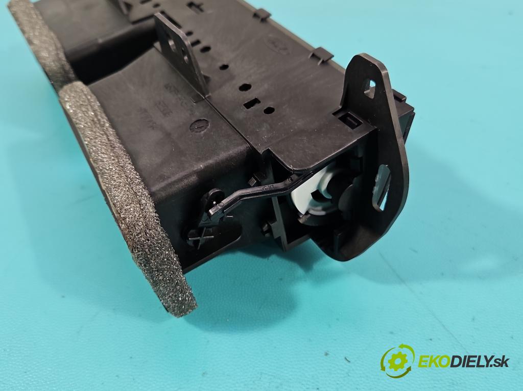 Ford Mondeo Mk5 2014-2022 2.0 tdci 179KM automatic 132 kW 1997 cm3 5- Mřížka: kúrenia stredová GS73-19K617-ADW (Mriežka kúrenia (fukár))