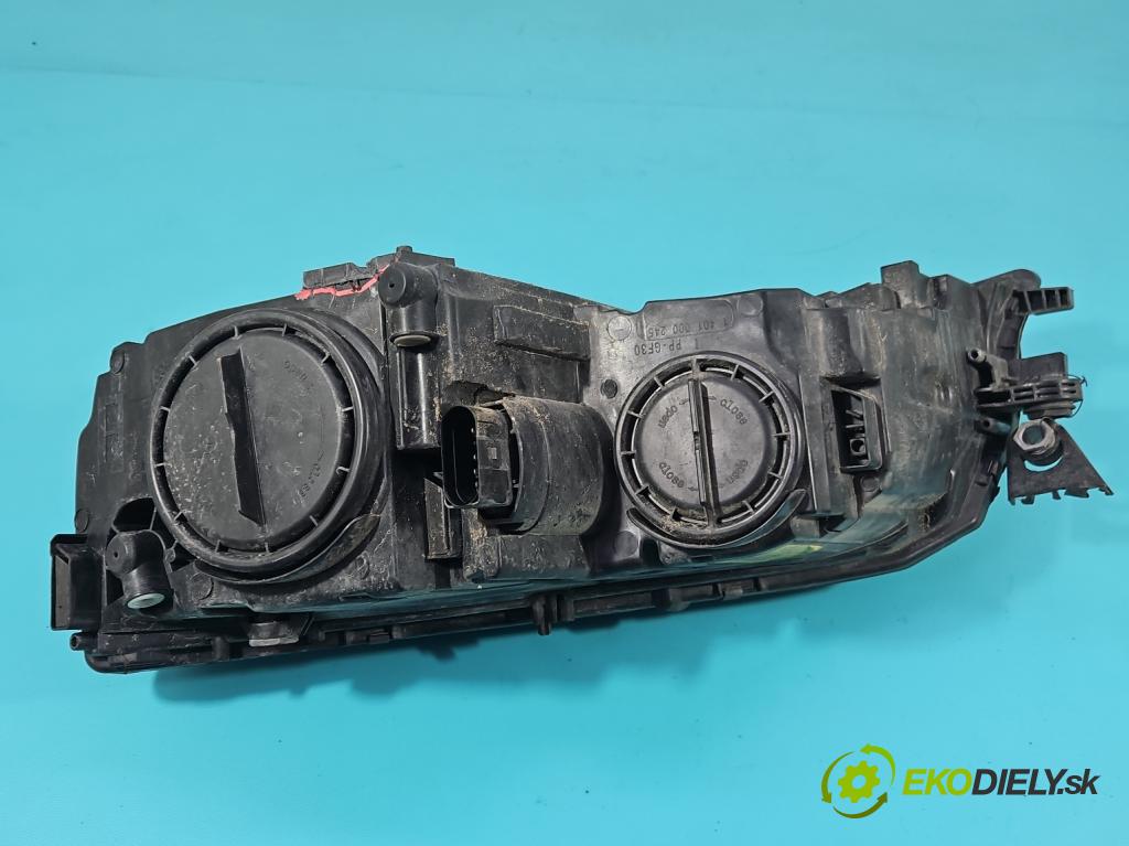 Skoda Octavia III 2013- 2.0 TSI 190 HP automatic 140 kW 1984 cm3 5- Reflektor: pravý 5E1941016C (Svetlo predné pravé)