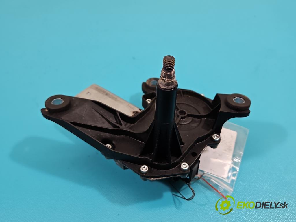 Opel Corsa C 2000-2006 1.0 12V 60 HP manual 44 kW 973 cm3 3- motor stieračov zadné 09132802