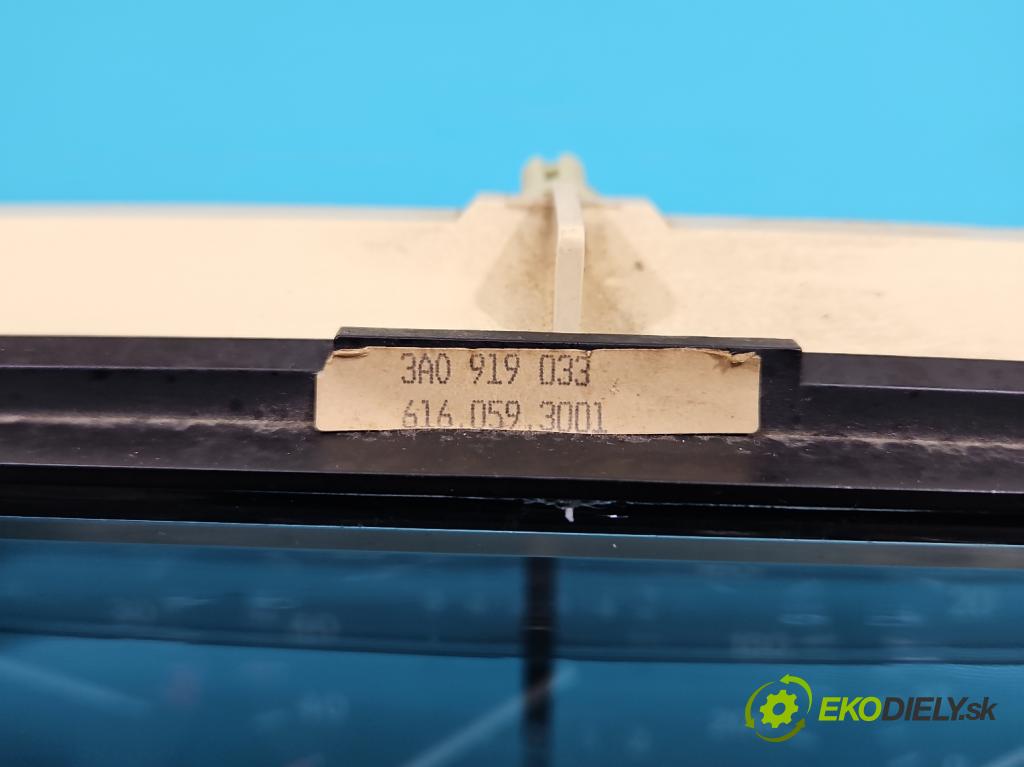 Vw Passat B4 1993-1997 1.8 90 HP manual 66 kW 1781 cm3 4- prístrojovka/ budíky 3A0919033 (Prístrojová doska)