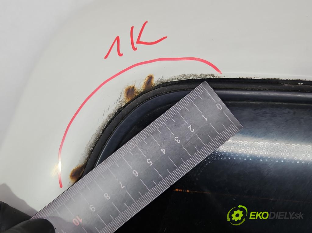 Vw Transporter T4 1990-2003 1.9 TD 68 hp manual 50 kW 1900 cm3 5- zadní kufrové dveře  (Zadní kapoty)