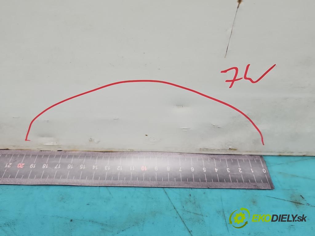 Vw Transporter T4 1990-2003 1.9 TD 68 hp manual 50 kW 1900 cm3 5- zadní kufrové dveře  (Zadní kapoty)