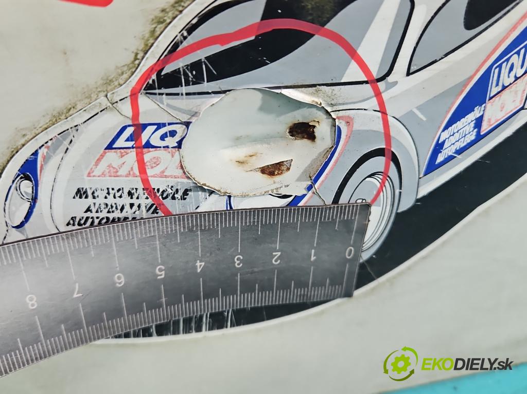 Vw Transporter T4 1990-2003 1.9 TD 68 hp manual 50 kW 1900 cm3 5- zadní kufrové dveře  (Zadní kapoty)