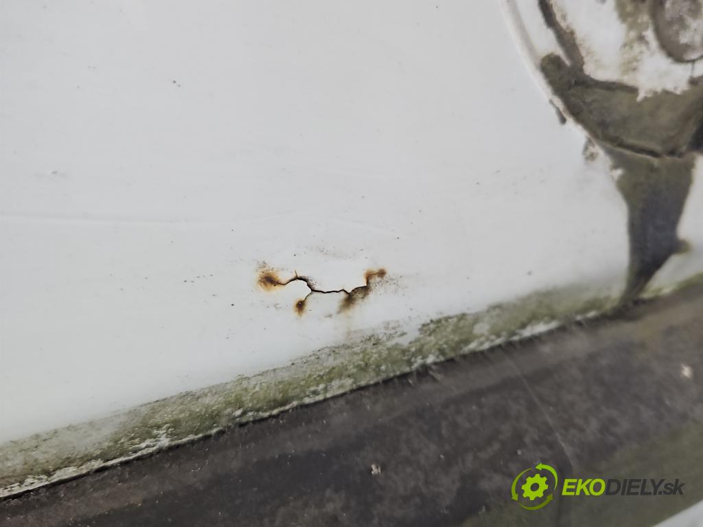 Vw Transporter T4 1990-2003 1.9 TD 68 hp manual 50 kW 1900 cm3 5- zadní kufrové dveře  (Zadní kapoty)