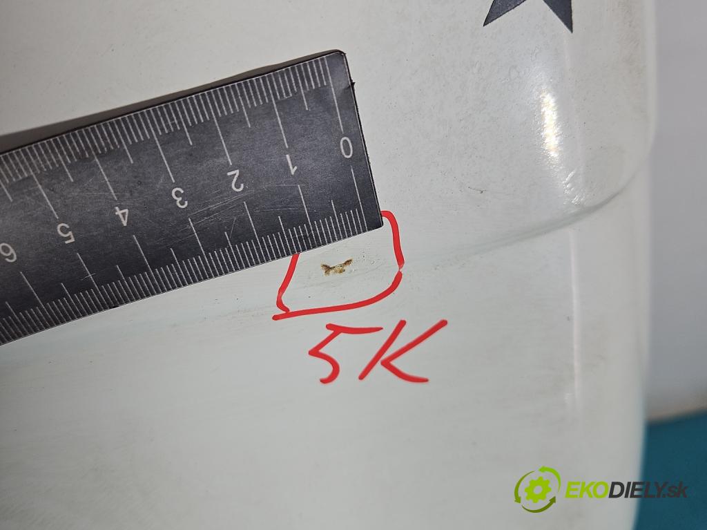 Vw Transporter T4 1990-2003 1.9 TD 68 hp manual 50 kW 1900 cm3 5- zadní kufrové dveře  (Zadní kapoty)