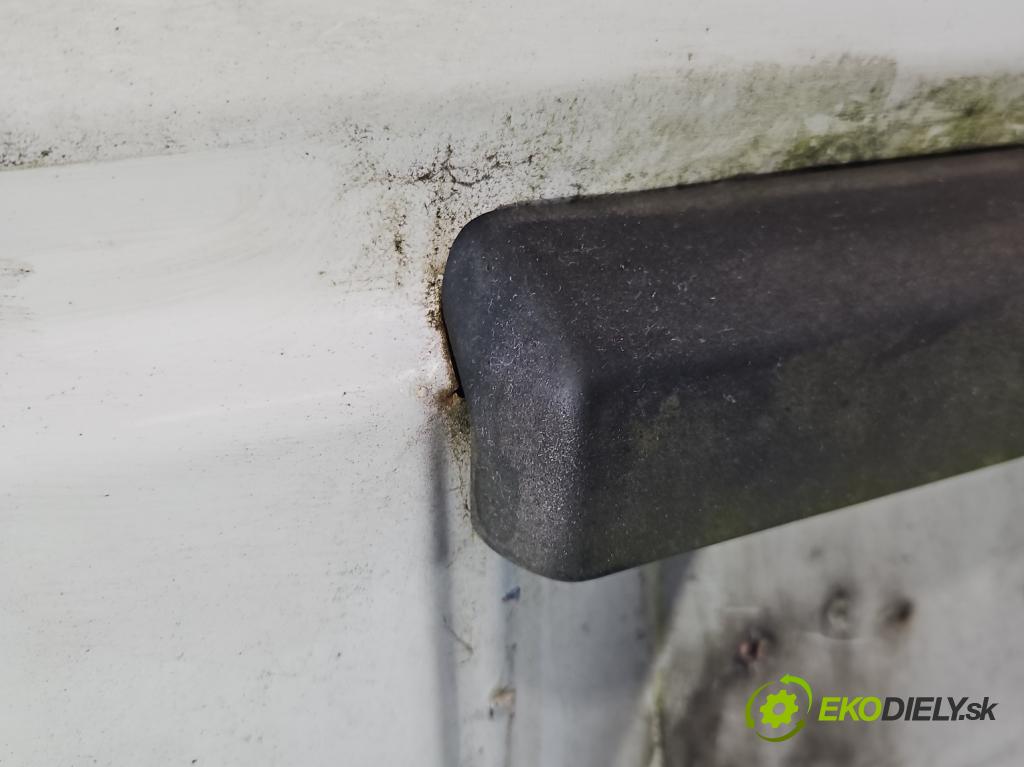 Vw Transporter T4 1990-2003 1.9 TD 68 hp manual 50 kW 1900 cm3 5- zadní kufrové dveře  (Zadní kapoty)