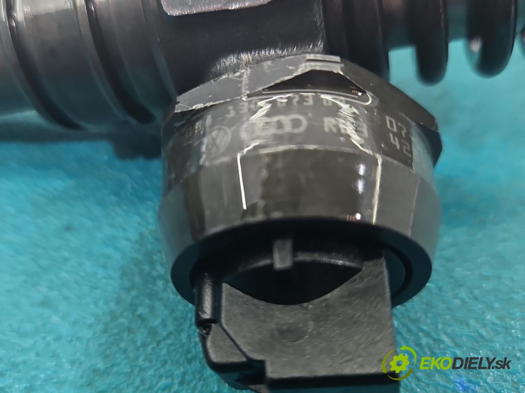 Vw Passat B6 2005-2010 2.0 tdi 140 HP automatic 103 kW 1968 cm3 5- vstrekovacie čerpadlo 0414720312 (Vstrekovač paliva)