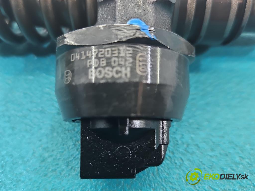 Vw Passat B6 2005-2010 2.0 tdi 140 HP automatic 103 kW 1968 cm3 5- vstrekovacie čerpadlo 0414720312 (Vstrekovač paliva)