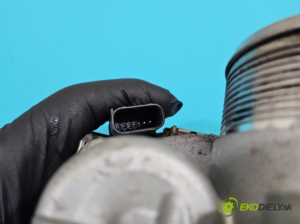 Jaguar XE 2015-2024 2.0d 179KM automatic 132 kW 1999 cm3 4- klapka G4D3-9F991-AA (Škrtiaca klapka)