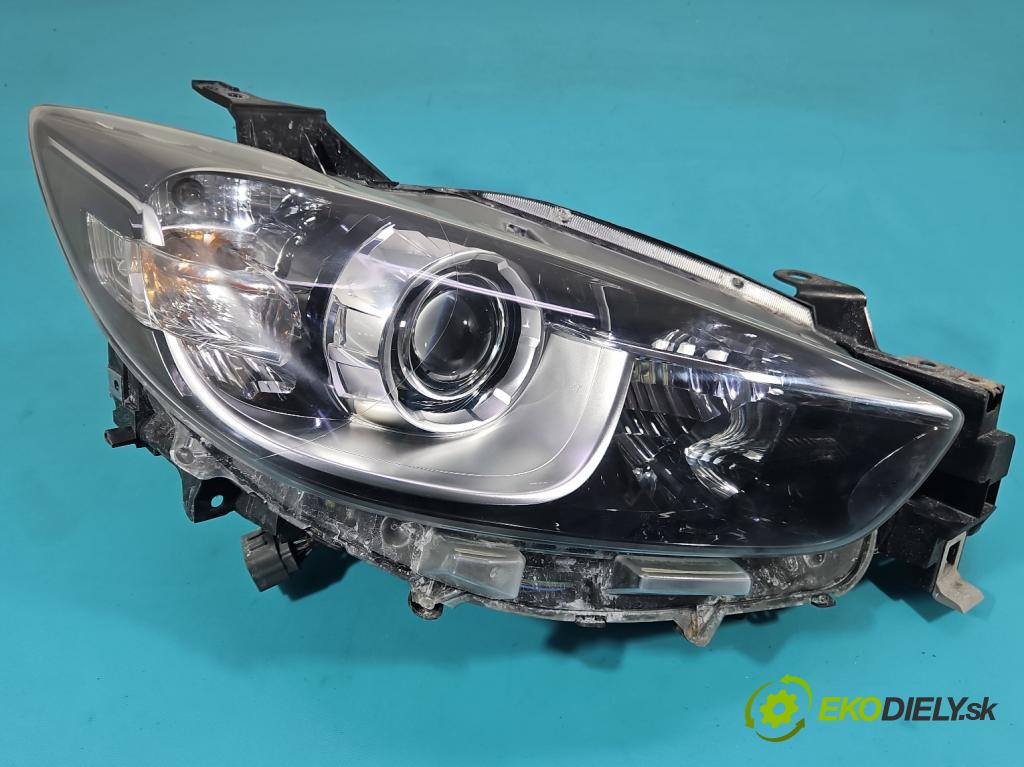 Mazda CX-5 I 2012-2017 2.2d 150 HP automatic 110 kW 2199 cm3 5- Reflektor: pravý KD5451030G (Svetlo predné pravé)