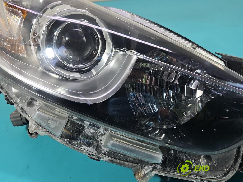 Mazda CX-5 I 2012-2017 2.2d 150 HP automatic 110 kW 2199 cm3 5- Reflektor: pravý KD5451030G (Svetlo predné pravé)