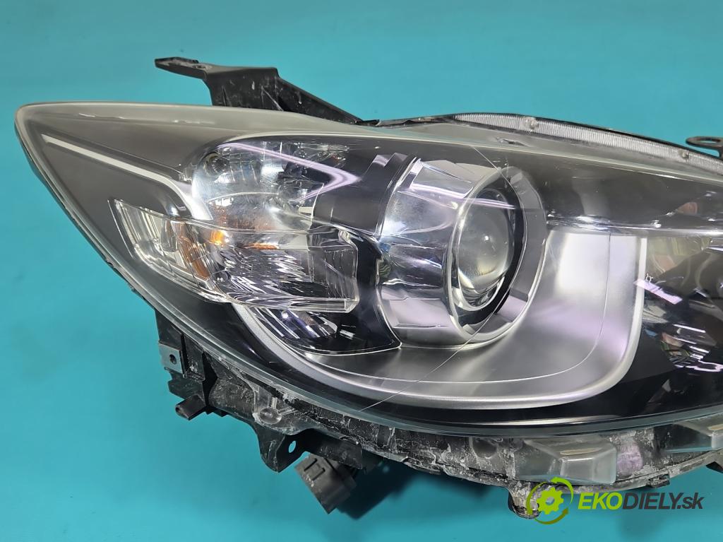 Mazda CX-5 I 2012-2017 2.2d 150 HP automatic 110 kW 2199 cm3 5- Reflektor: pravý KD5451030G (Svetlo predné pravé)