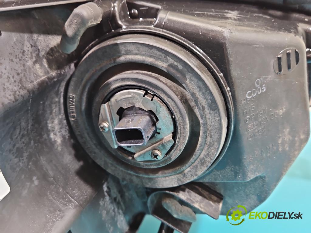 Mazda CX-5 I 2012-2017 2.2d 150 HP automatic 110 kW 2199 cm3 5- Reflektor: ľavý KD5451040G (Kľučka dverí ostatné)