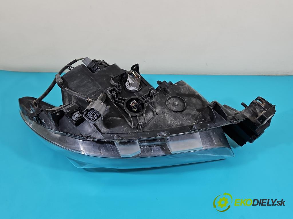 Mazda CX-5 I 2012-2017 2.2d 150 HP automatic 110 kW 2199 cm3 5- Reflektor: ľavý KD5451040G (Kľučka dverí ostatné)
