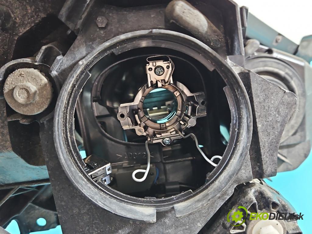 Mazda CX-5 I 2012-2017 2.2d 150 HP automatic 110 kW 2199 cm3 5- Reflektor: ľavý KD5451040G (Kľučka dverí ostatné)