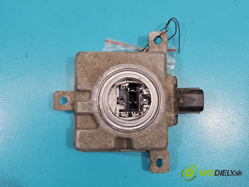 Mazda CX-5 I 2012-2017 2.2d 150 HP automatic 110 kW 2199 cm3 5- střídač: xenon W3T24571 (Riadiaca jednotka xenónu)