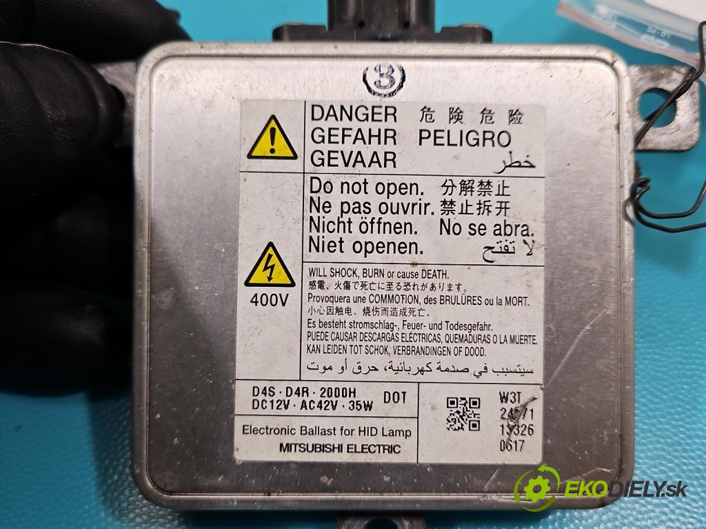 Mazda CX-5 I 2012-2017 2.2d 150 HP automatic 110 kW 2199 cm3 5- střídač: xenon W3T24571 (Riadiaca jednotka xenónu)