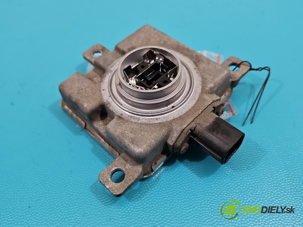 Mazda CX-5 I 2012-2017 2.2d 150 HP automatic 110 kW 2199 cm3 5- střídač: xenon W3T24571 (Riadiaca jednotka xenónu)