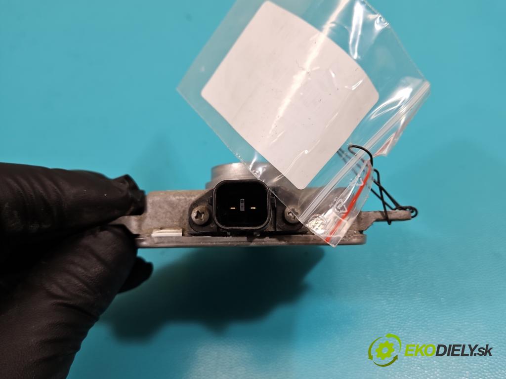 Mazda CX-5 I 2012-2017 2.2d 150 HP automatic 110 kW 2199 cm3 5- střídač: xenon W3T24571 (Riadiaca jednotka xenónu)