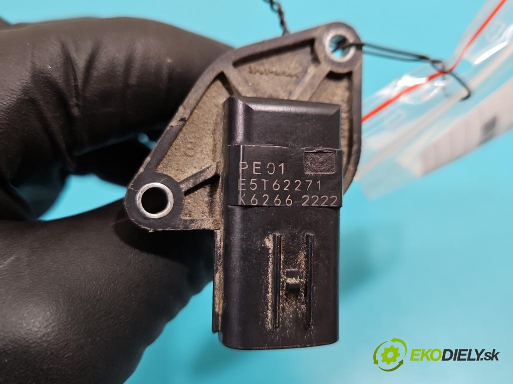 Mazda CX-5 I 2012-2017 2.2d 150 HP automatic 110 kW 2199 cm3 5- průtokoměr: E5T62271 (Váha vzduchu)