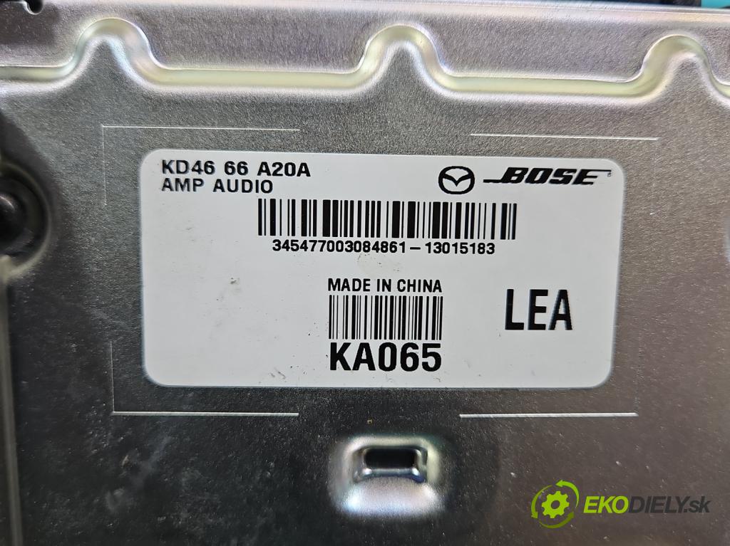 Mazda CX-5 I 2012-2017 2.2d 150 HP automatic 110 kW 2199 cm3 5- Zesilovač: KD4666A20A (Zosilňovač)