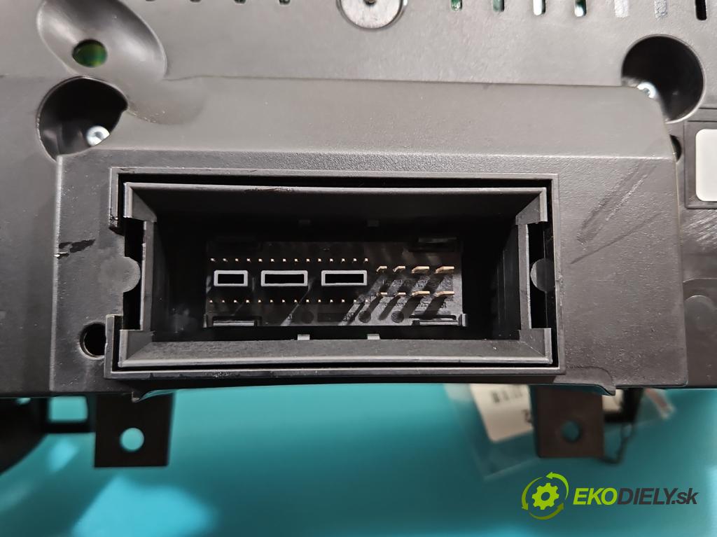 Vw Golf plus 1.4 TSI 140 HP automatic 103 kW 1390 cm3 5- prístrojovka/ budíky 1K0920874A (Prístrojová doska)