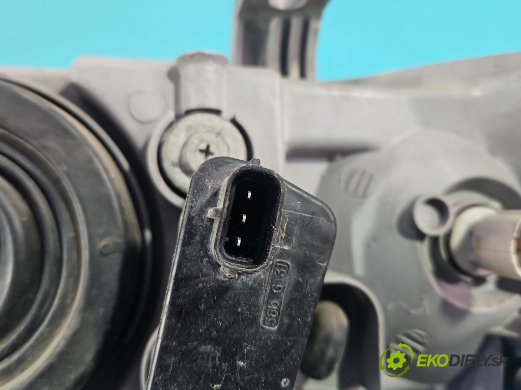 Chevrolet Aveo T200 2003-2008 1,2.0 8V 72 HP manual 53 kW 1150 cm3 5- Reflektor: pravý  (Svetlo predné pravé)