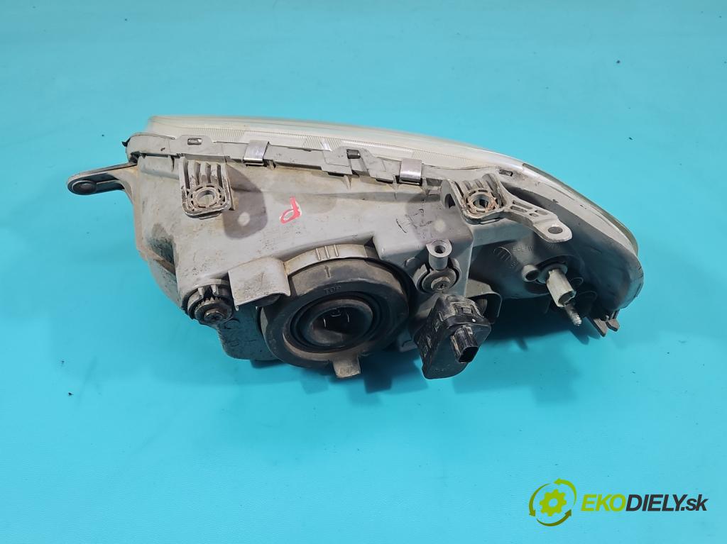 Chevrolet Aveo T200 2003-2008 1,2.0 8V 72 HP manual 53 kW 1150 cm3 5- Reflektor: pravý  (Svetlo predné pravé)