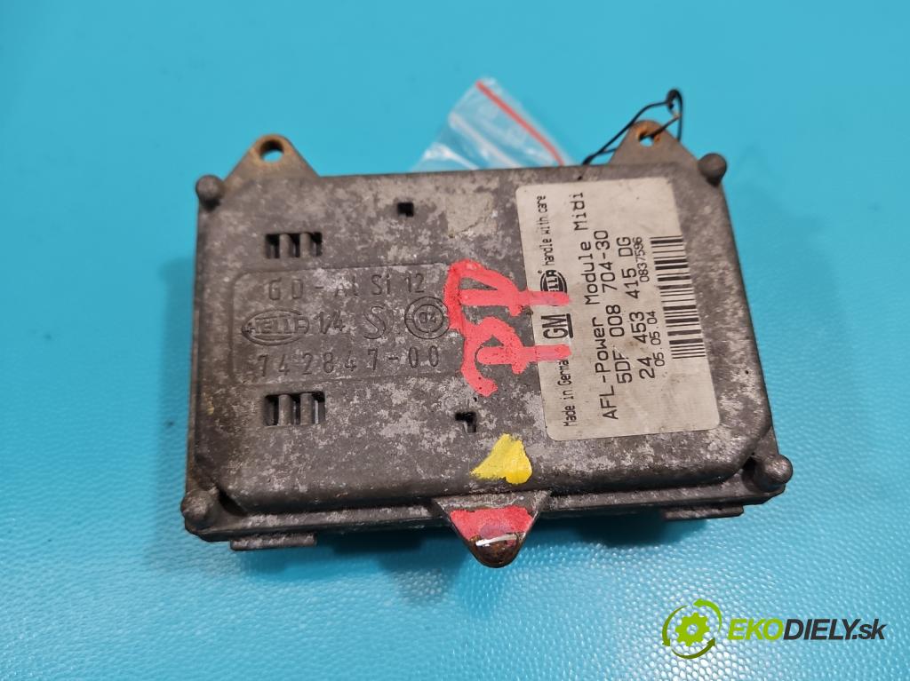 Opel Signum 1.9 cdti 150 HP manual 110 kW 1910 cm3 5- střídač: xenon 5DF008704-30 (Riadiaca jednotka xenónu)