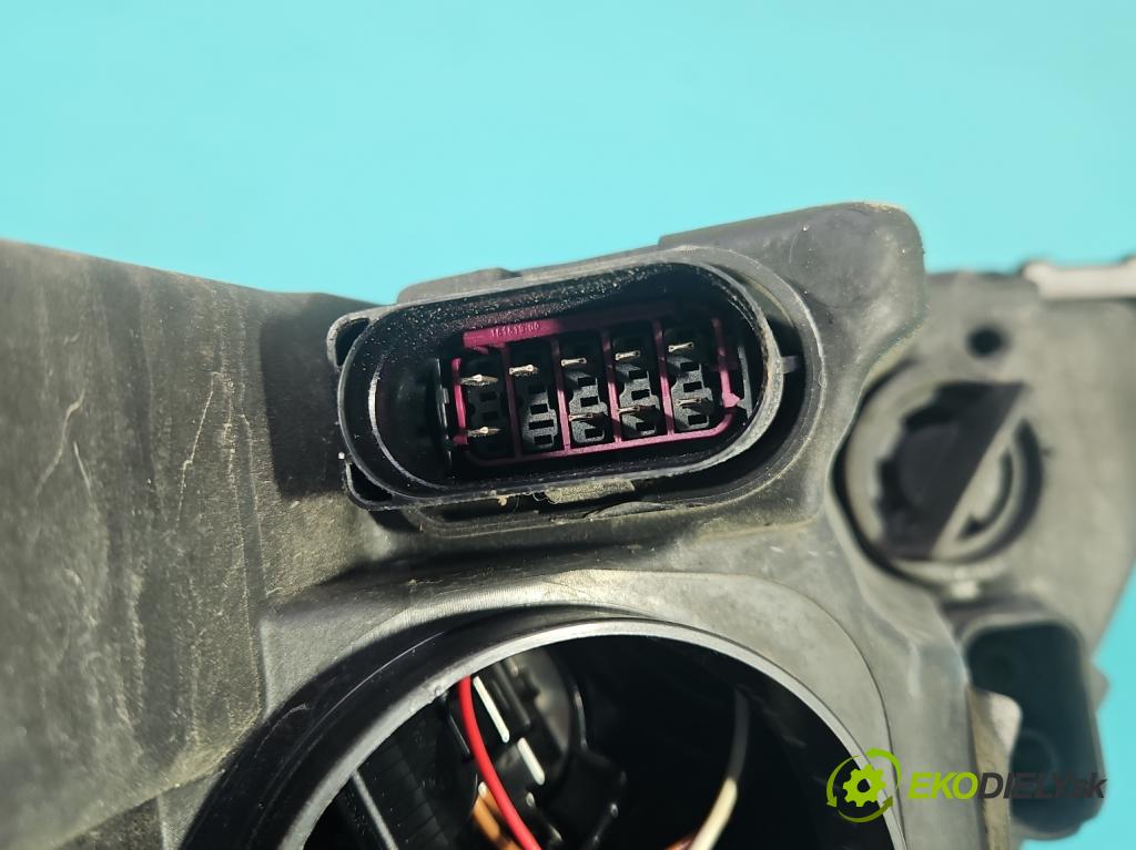 Vw Golf plus 1.4 TSI 140 HP automatic 103 kW 1390 cm3 5- Reflektor: pravý 5M1941006B (Svetlo predné pravé)