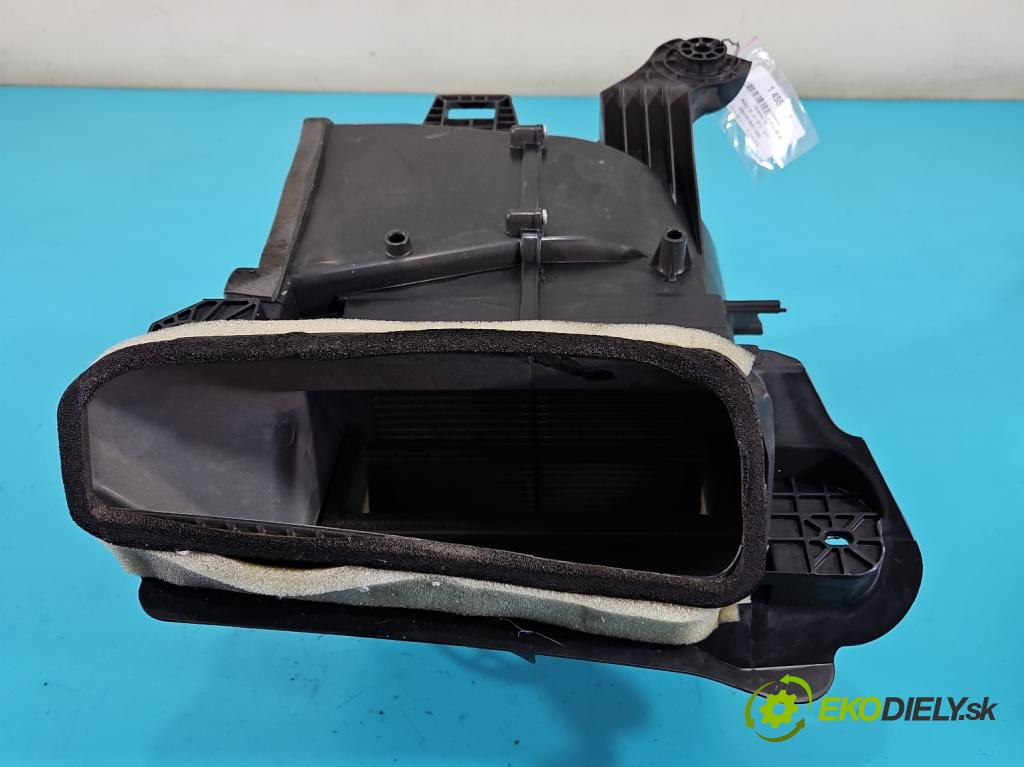 Mazda CX-5 I 2012-2017 2.2d 150 hp automatic 110 kW 2199 cm3 5- radiátor HB021KD45 (Radiátory topení)