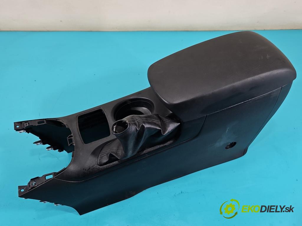 Mazda CX-5 I 2012-2017 2.2d 150 HP automatic 110 kW 2199 cm3 5- operadlo KD45-64961 (Lakťová opierka)