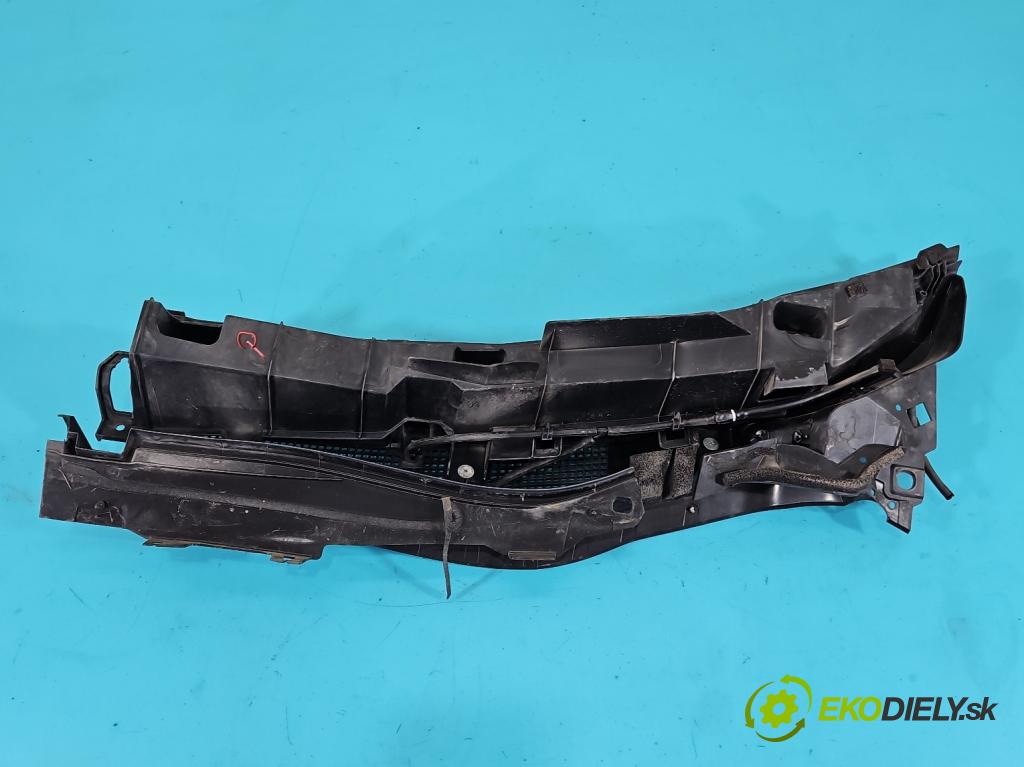 Mazda CX-5 I 2012-2017 2.2d 150 HP automatic 110 kW 2199 cm3 5- torpédo KD53507P1 (Torpédo (plast pod čelným sklom))