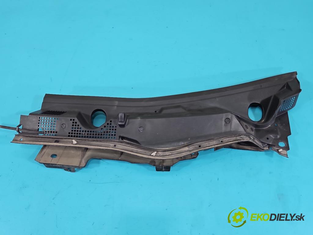 Mazda CX-5 I 2012-2017 2.2d 150 HP automatic 110 kW 2199 cm3 5- torpédo KD53507P1 (Torpédo (plast pod čelným sklom))