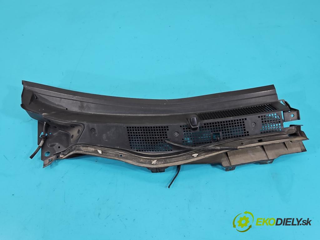 Mazda CX-5 I 2012-2017 2.2d 150 HP automatic 110 kW 2199 cm3 5- torpédo KD53507P1 (Torpédo (plast pod čelným sklom))