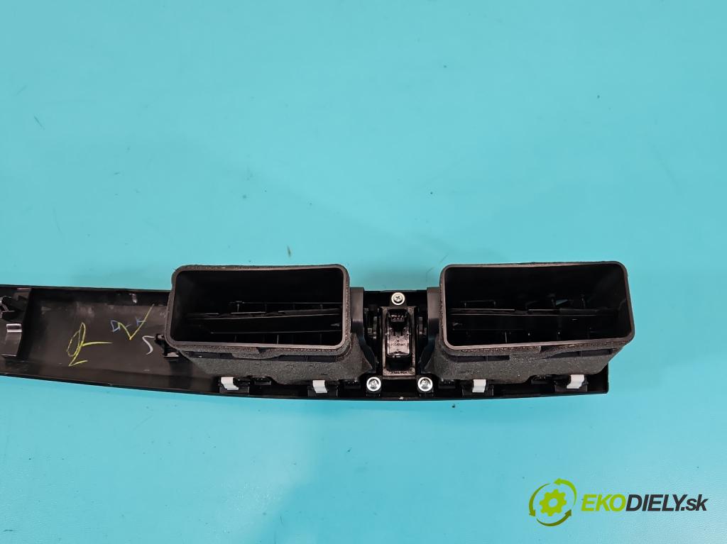 Mazda CX-5 I 2012-2017 2.2d 150 HP automatic 110 kW 2199 cm3 5- Mřížka: kúrenia stredová KD45-55256 (Mriežka kúrenia (fukár))