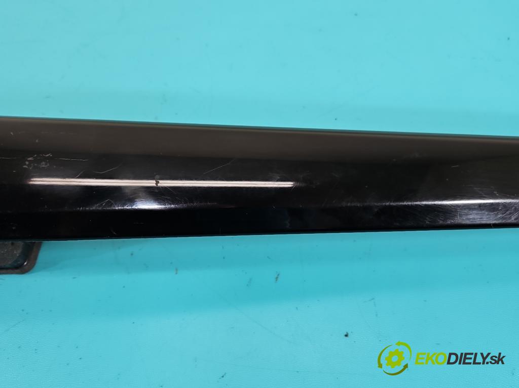 Mazda CX-5 I 2012-2017 2.2d 150 HP automatic 110 kW 2199 cm3 5- Mřížka: kúrenia stredová KD45-55256 (Mriežka kúrenia (fukár))