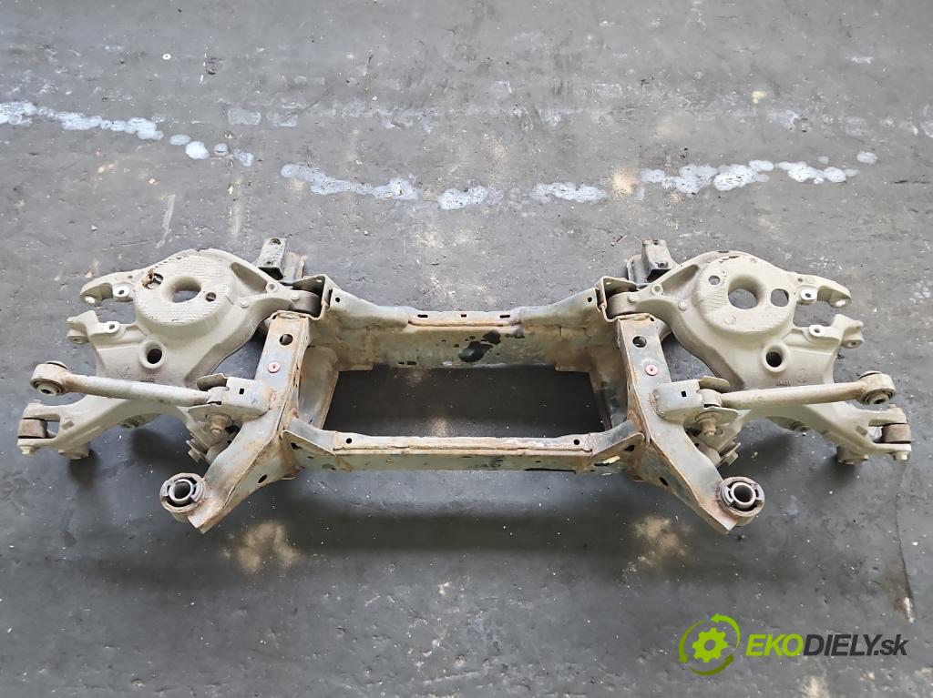 Ford Mondeo Mk5 2014-2022 2.0 tdci 179KM automatic 132 kW 1997 cm3 5- zadní výztuha  (Výztuhy zadní)