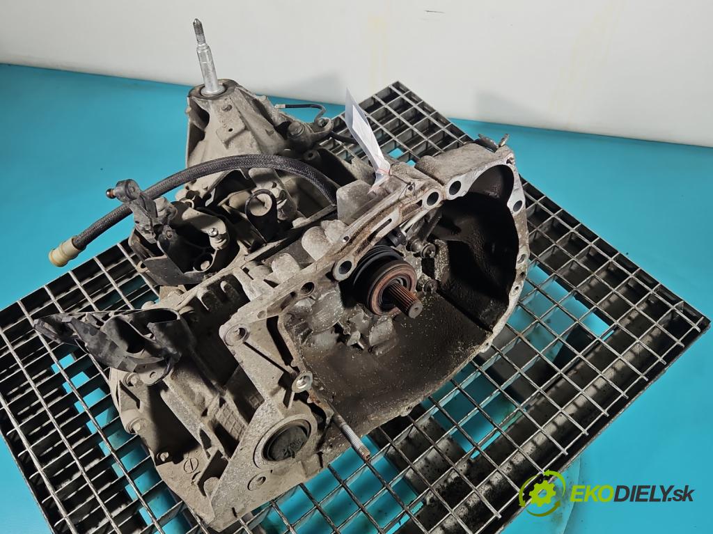 Renault Clio IV 2012-2020 1.1 16V 75 HP manual 55 kW 1149 cm3 5- prevodovka stupeň,rýchlosť manual JH3367