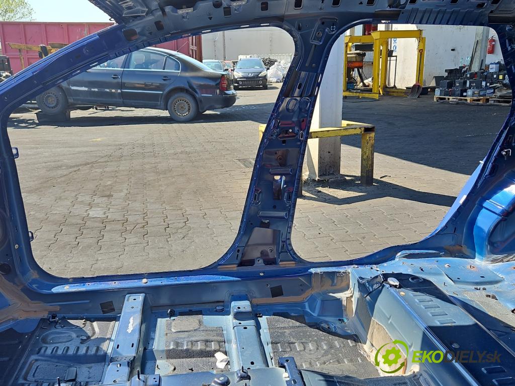 Ford Mondeo Mk5 2014-2022 2.0 tdci 179KM automatic 132 kW 1997 cm3 5- Práh: pravý  (Karoséria ostatné)