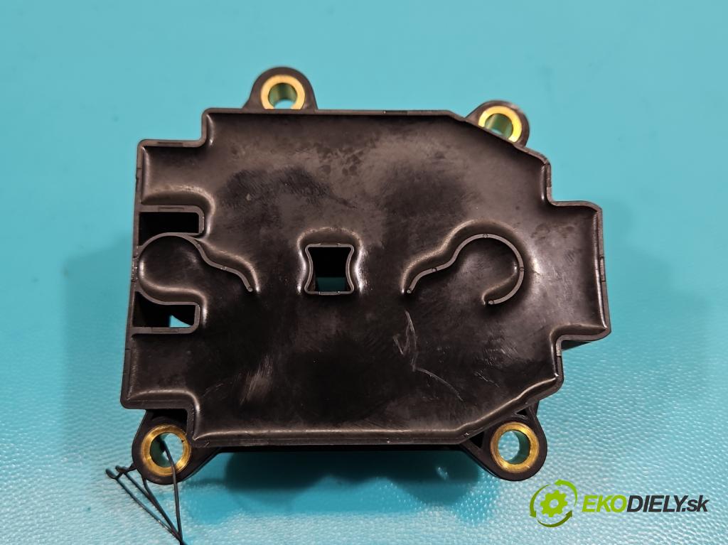 Renault Clio IV 2012-2020 1.1 16V 75 HP manual 55 kW 1149 cm3 5- cievka zapaľovacia 77040001 (Zapaľovacia cievka)