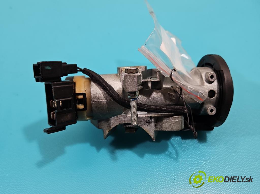 Volvo V40 I 1995-2004 1.9 dci 116 HP manual 85 kW 1870 cm3 5- Spínačka  (Spínacia skrinka)